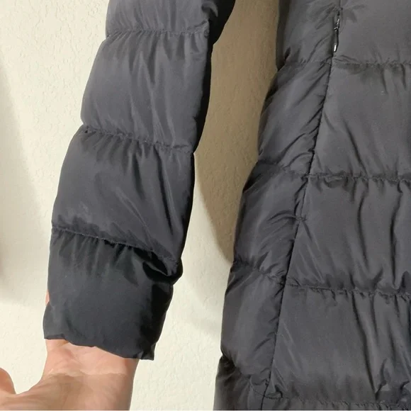 Uniqlo womens black ultra light down full zip hooded jacket with packable bag XS - Picture 5 of 9